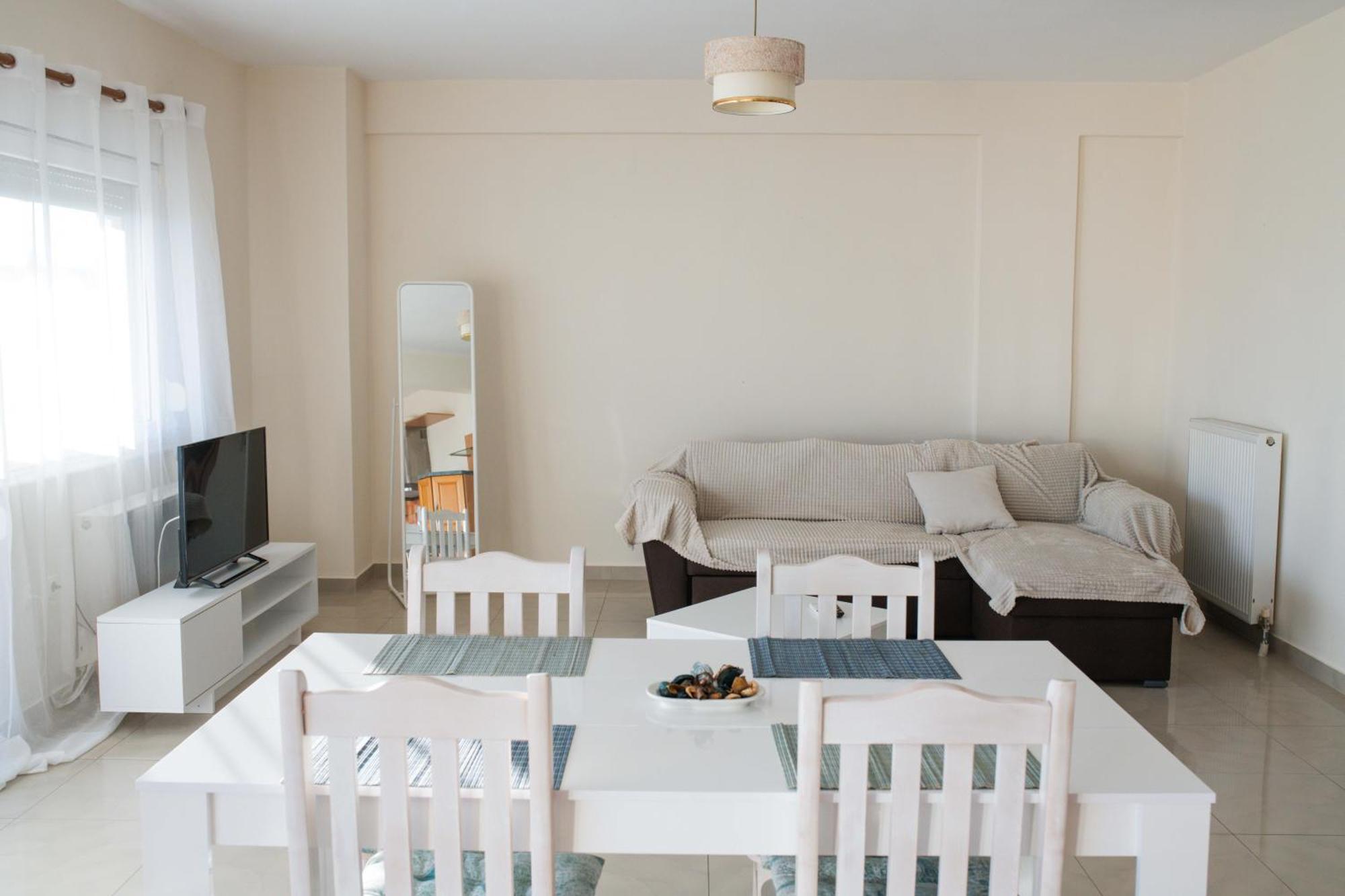 3 Bedroom Apartment, 115M2 Alexandroupoli Bagian luar foto